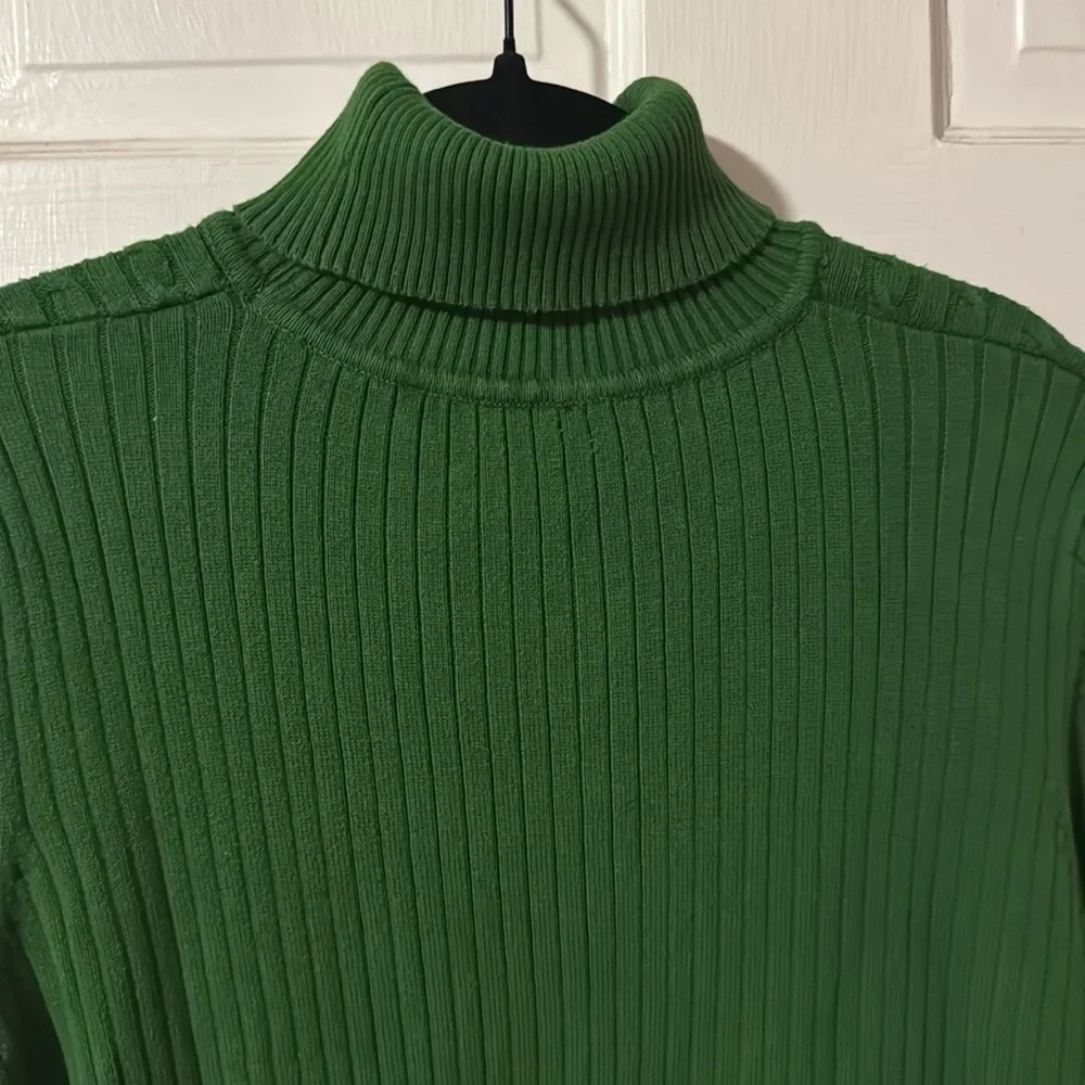 Evan Picone Women's Cable Knit Sweater Green Size Large